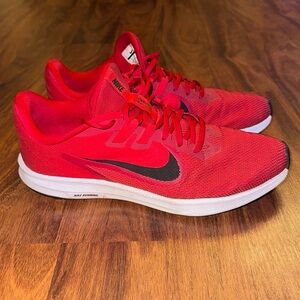 Men’s Nike Red Downshifter Run Fast